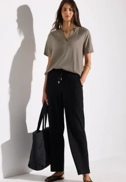Bluse in Unifarbe