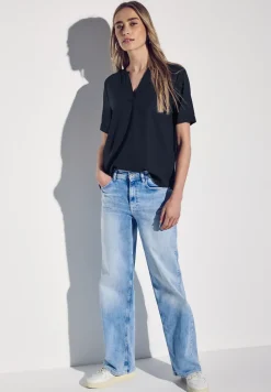 Bluse in Unifarbe
