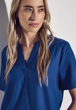 Bluse in Unifarbe
