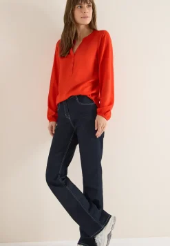 Bluse in Unifarbe