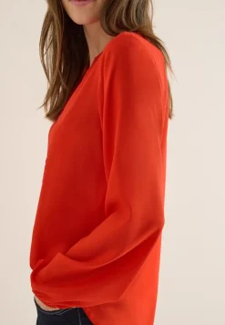 Bluse in Unifarbe