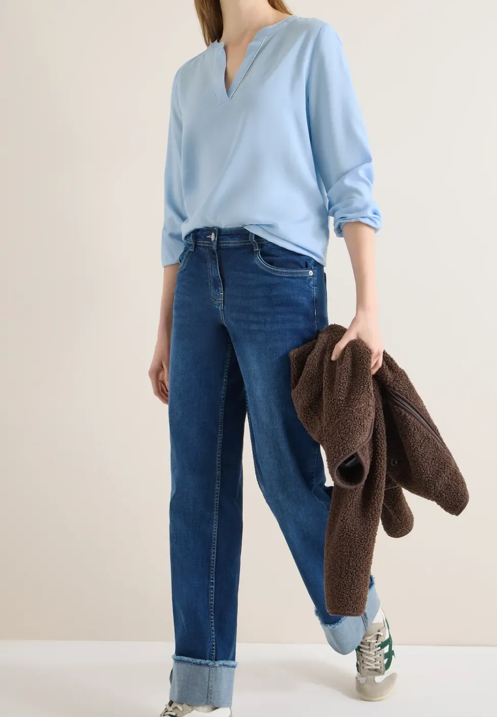Bluse in Unifarbe
