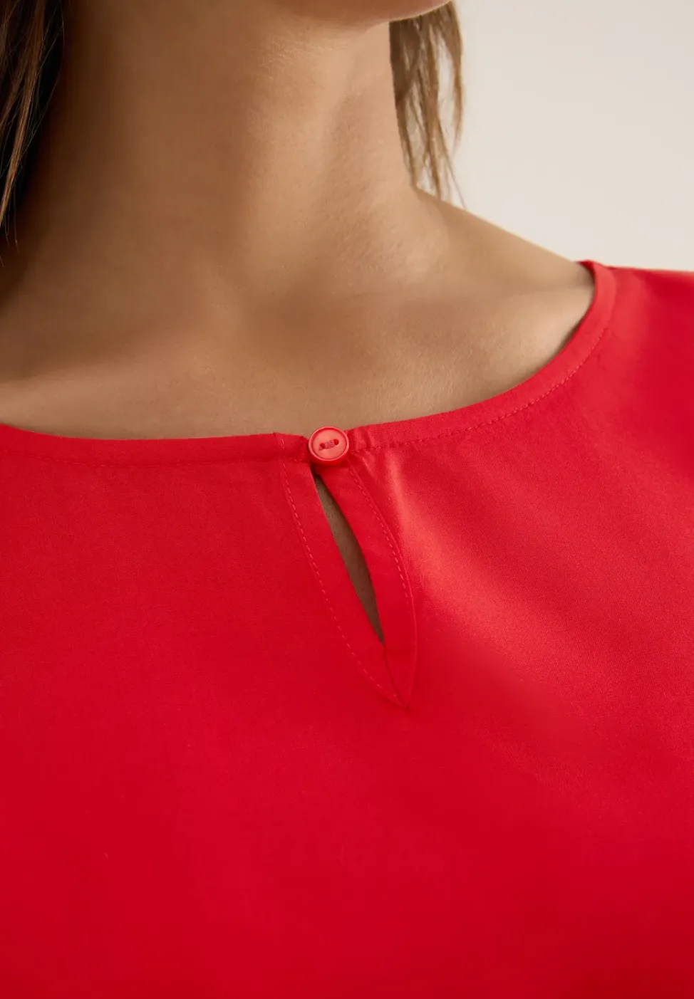 Bluse in Unifarbe
