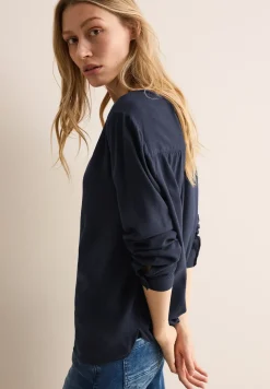 Bluse in Unifarbe