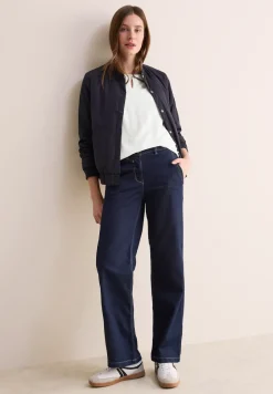 Bluse in Unifarbe