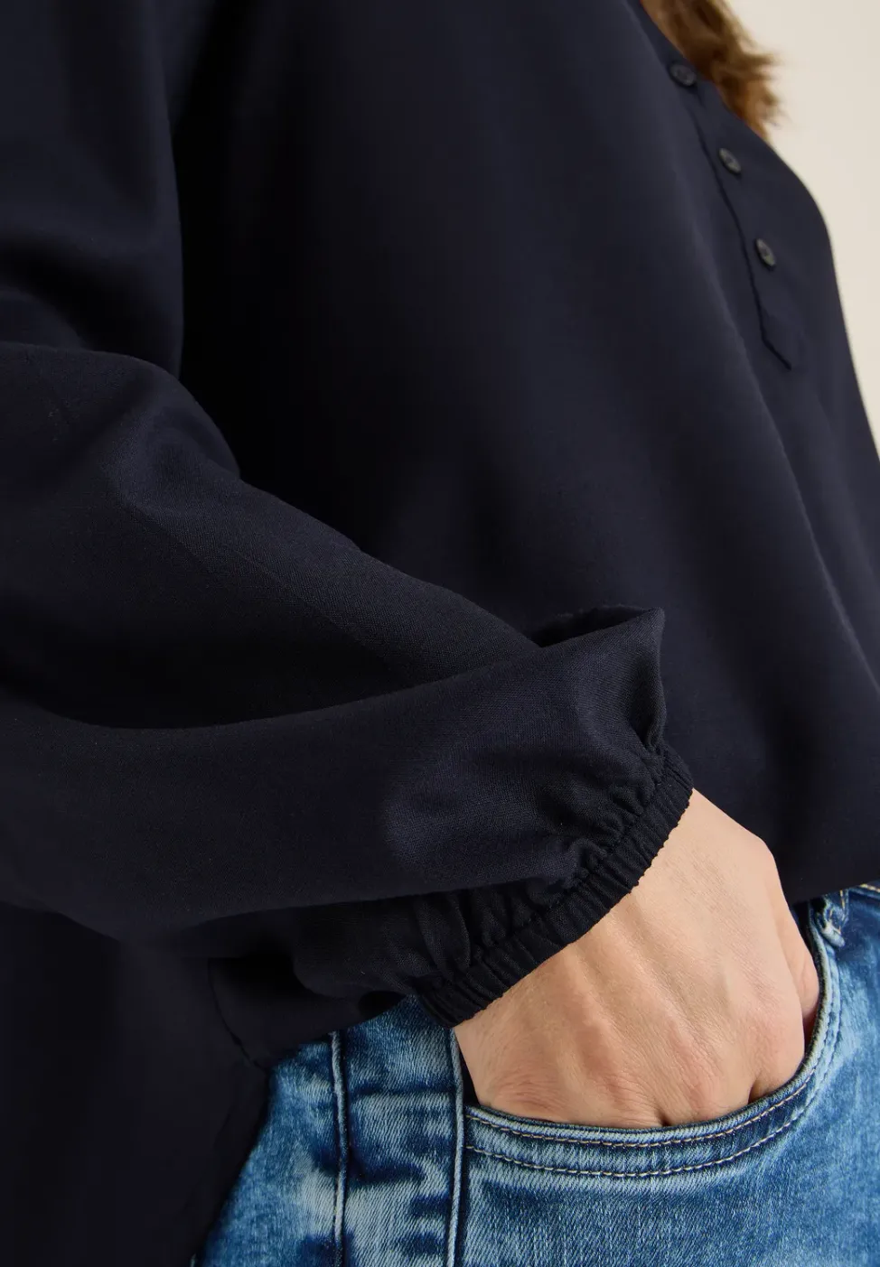 Bluse in Unifarbe