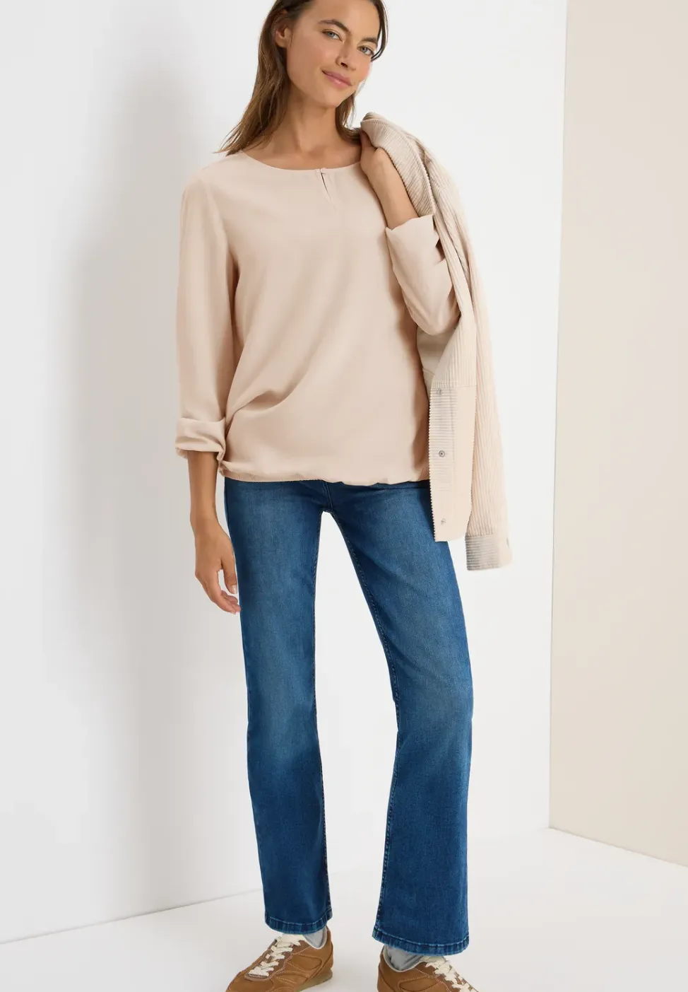 Bluse in Unifarbe