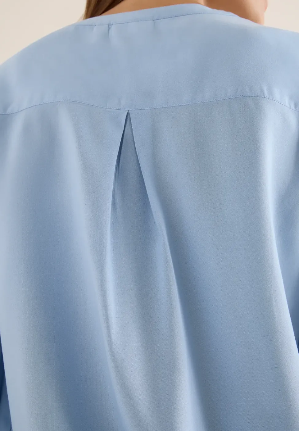 Bluse in Unifarbe