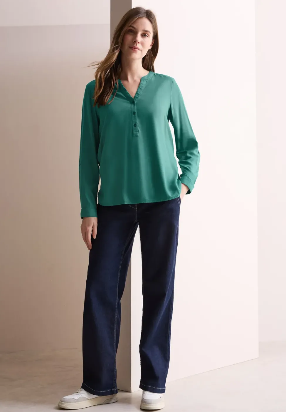Bluse in Unifarbe