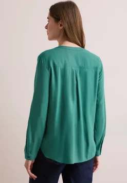 Bluse in Unifarbe