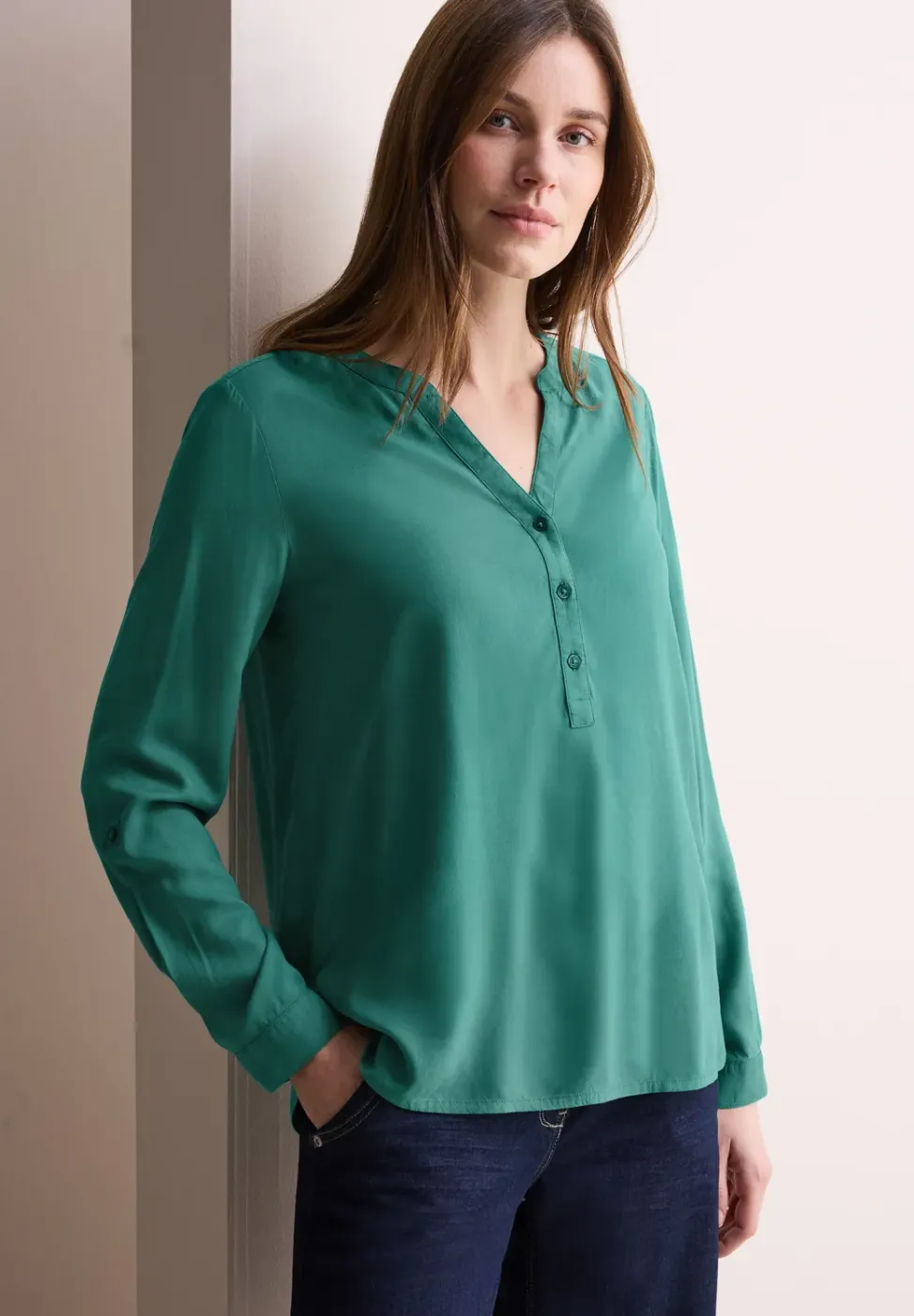 Bluse in Unifarbe