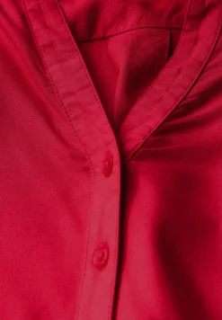 Bluse in Unifarbe