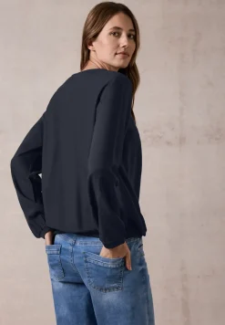 Bluse in Unifarbe