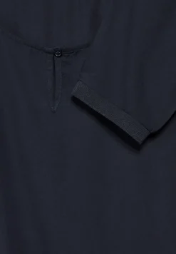 Bluse in Unifarbe