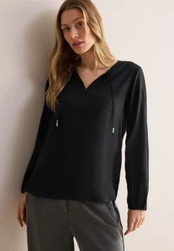 Bluse in Unifarbe