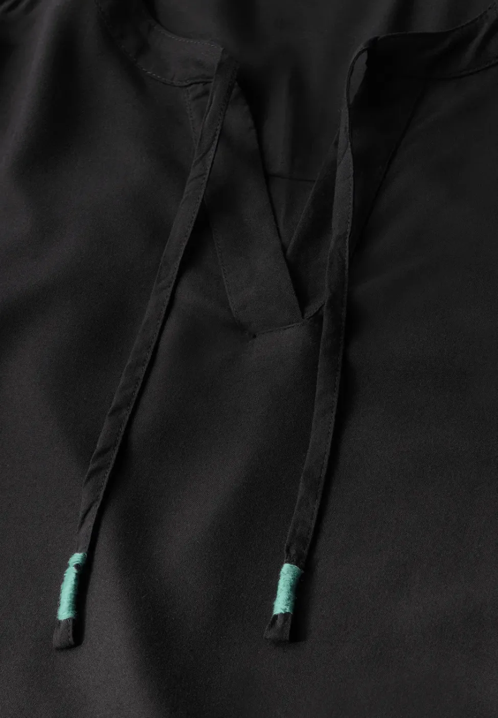 Bluse in Unifarbe