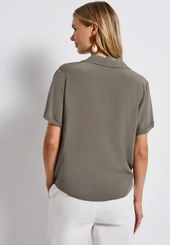 Bluse mit Bowlingkragen