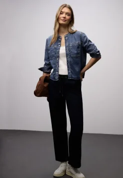 Bluse mit Brusttaschen