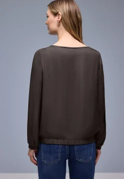 Bluse mit Elastiksaum