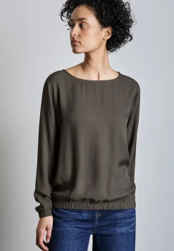 Bluse mit gerafftem Saum