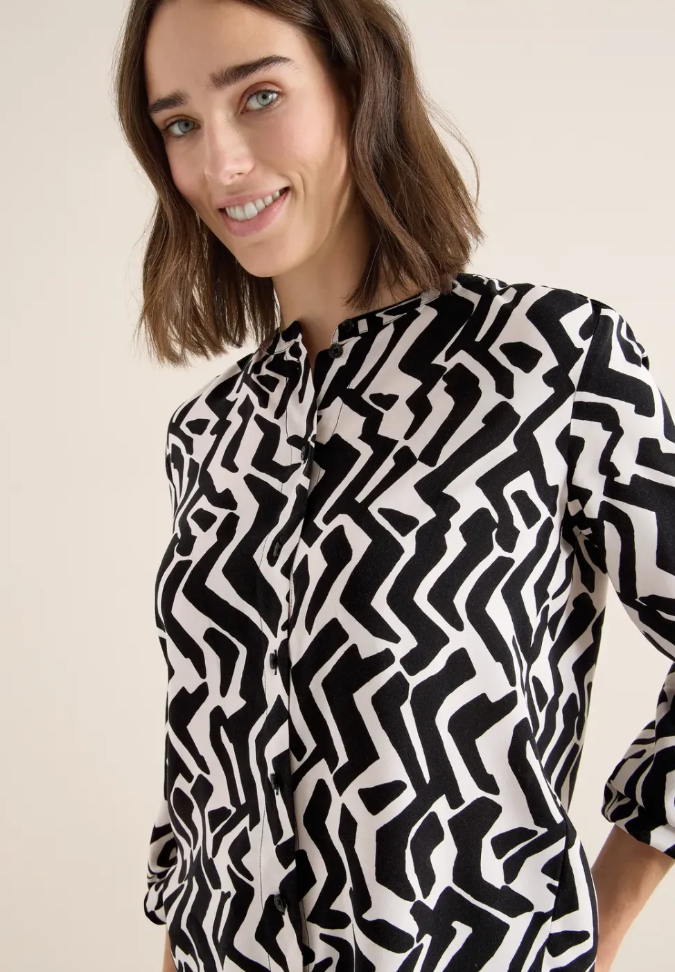Bluse mit Grafikmuster
