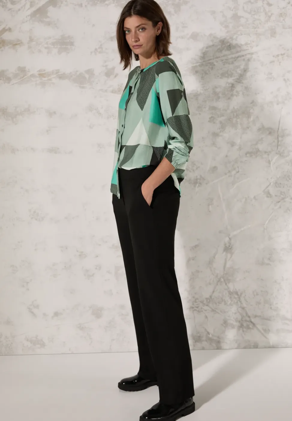 Bluse mit grafischem Muster
