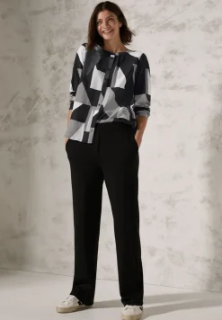 Bluse mit grafischem Muster