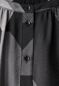 Bluse mit grafischem Muster