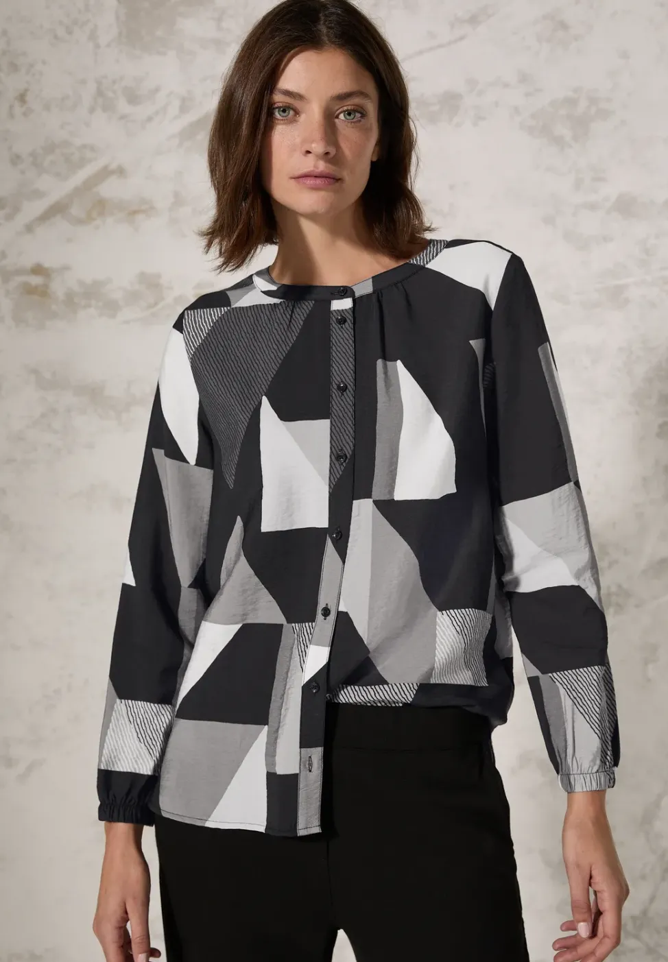 Bluse mit grafischem Muster