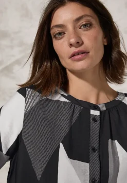 Bluse mit grafischem Muster