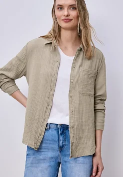 Bluse mit Hemdkragen aus Musselinstoff