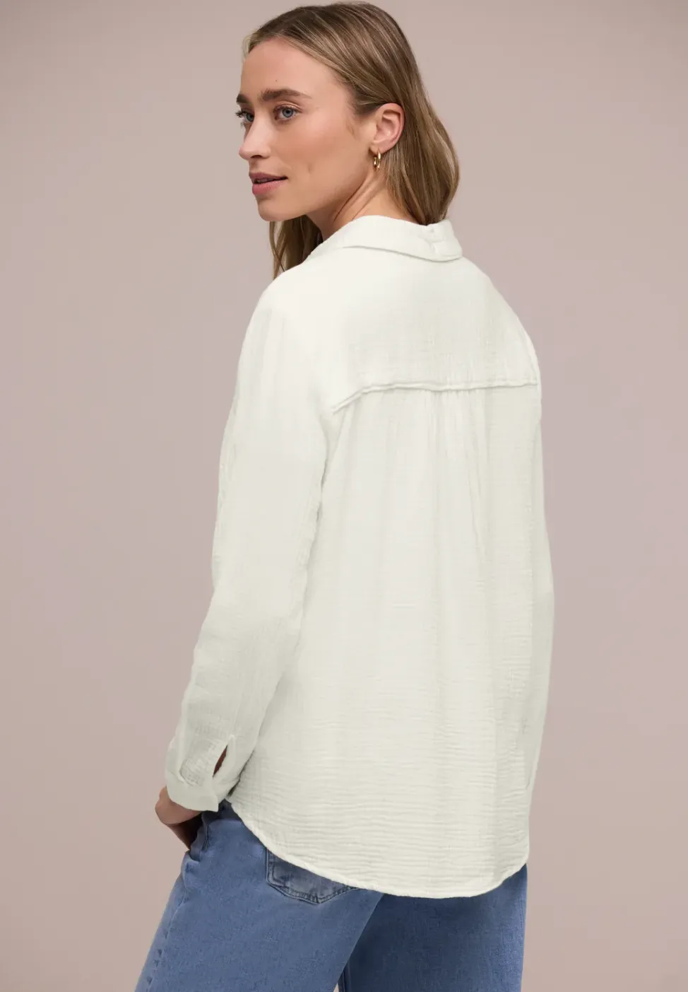 Bluse mit Hemdkragen aus Musselinstoff