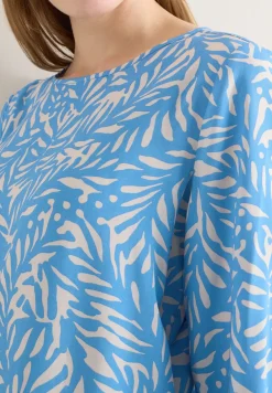 Bluse mit Knoten
