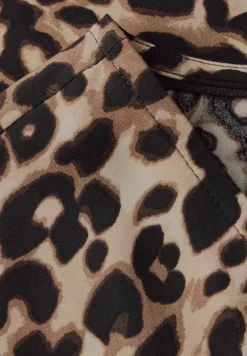 Bluse mit Leo-Muster
