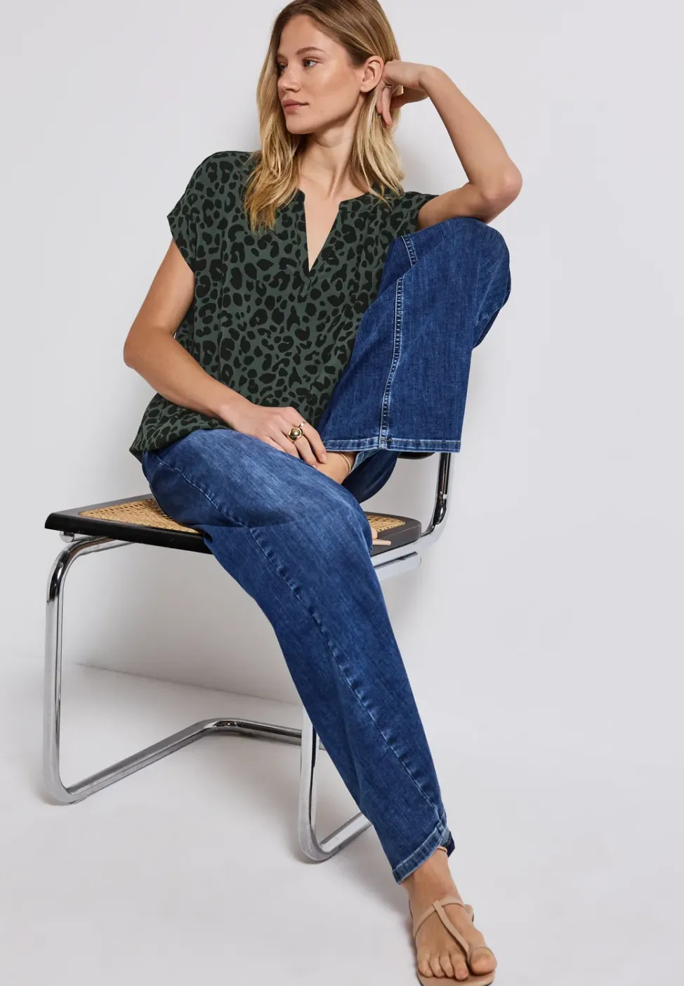 Bluse mit Leo-Muster