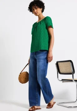 Bluse mit Lochstickerei