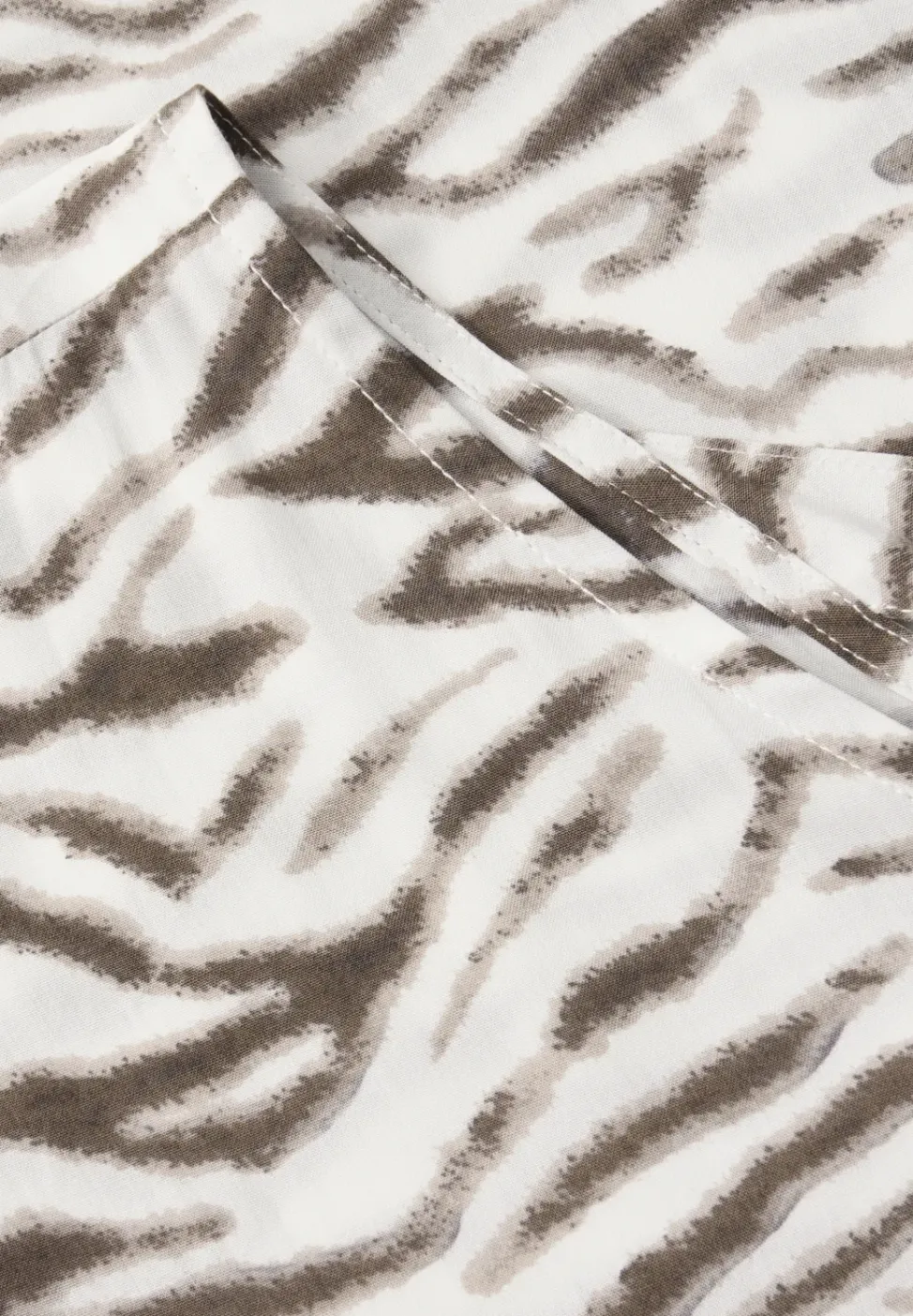 Bluse mit Rückenausschnitt