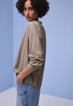 Bluse mit Rüschendetail
