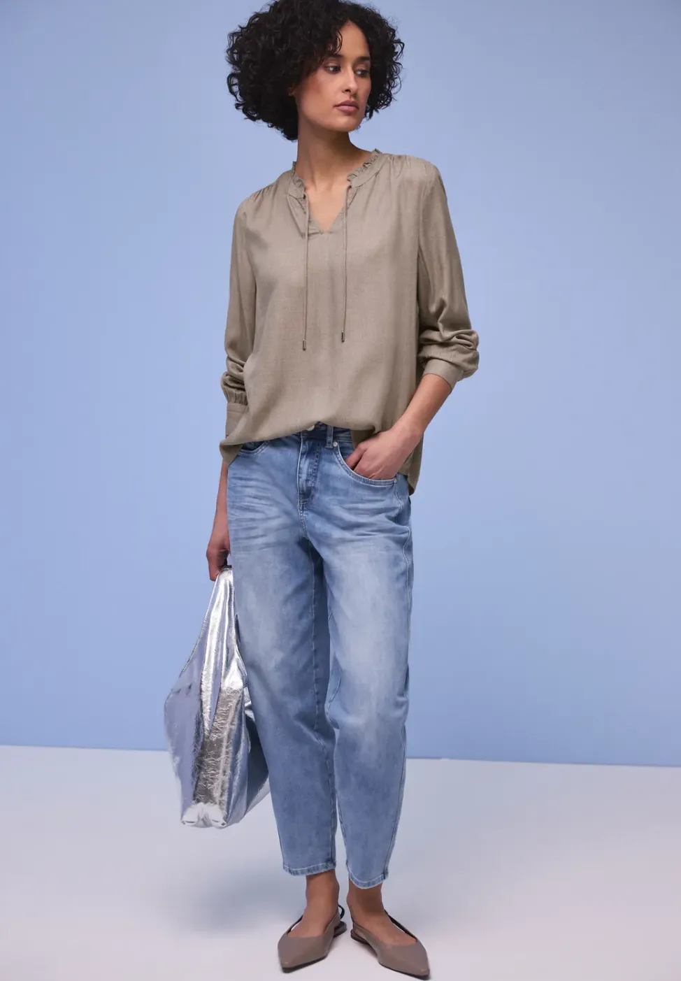Bluse mit Rüschendetail