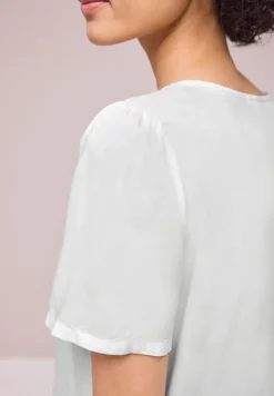 Bluse mit Rundhals und kurzen Puffärmeln