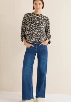 Bluse mit Smock-Ausschnitt