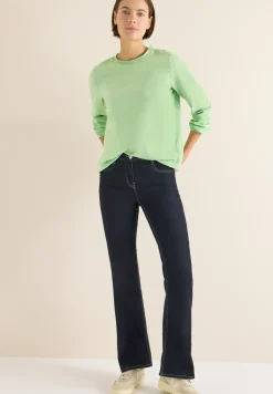 Bluse mit Smock-Ausschnitt