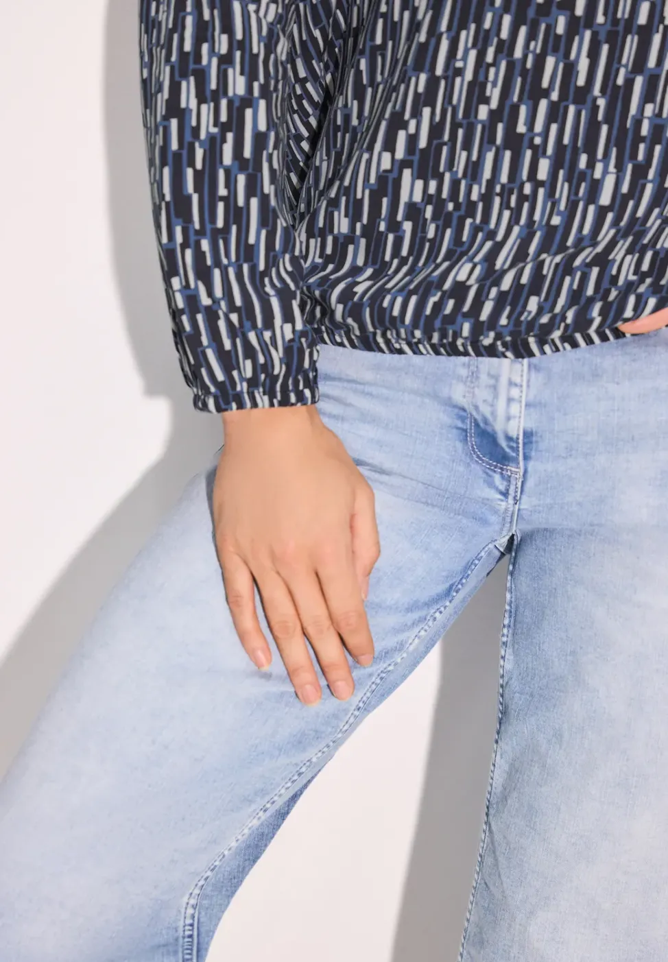 Bluse mit Smock-Detail