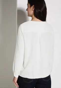Bluse mit Smock-Detail