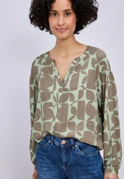Bluse mit Smokdetail