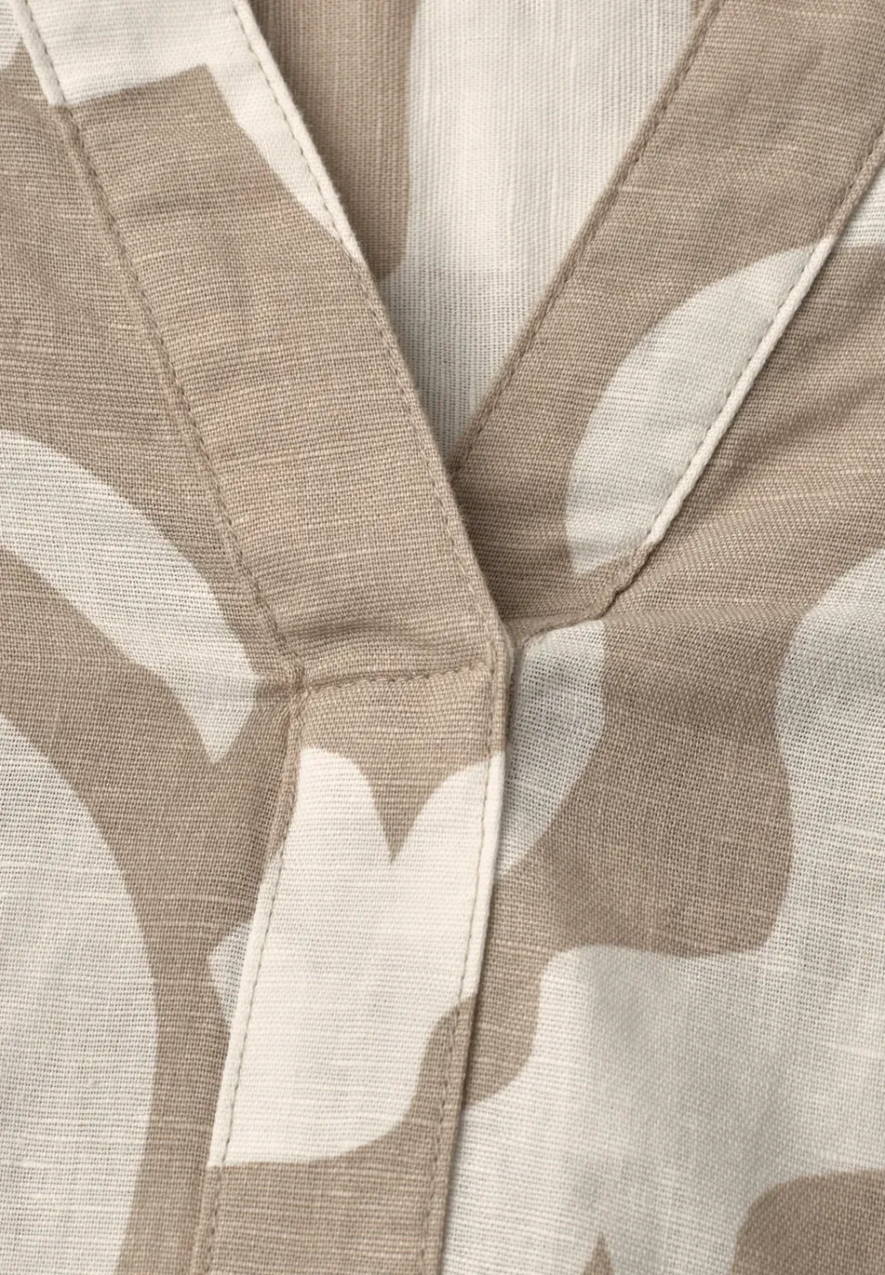 Bluse mit Split Neck aus Leinenmix