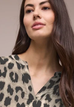 Bluse mit Split Neck und Animal Print