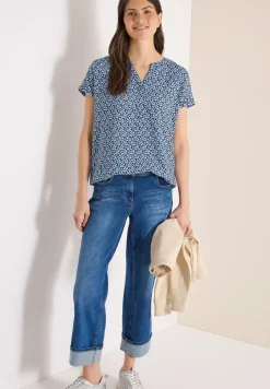 Bluse mit Split Neck und Minimal Print