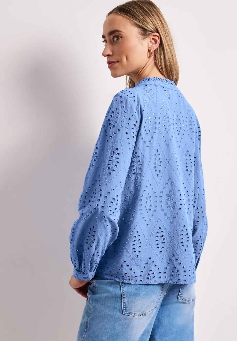 Bluse mit Split Neck und Shiffley-Muster
