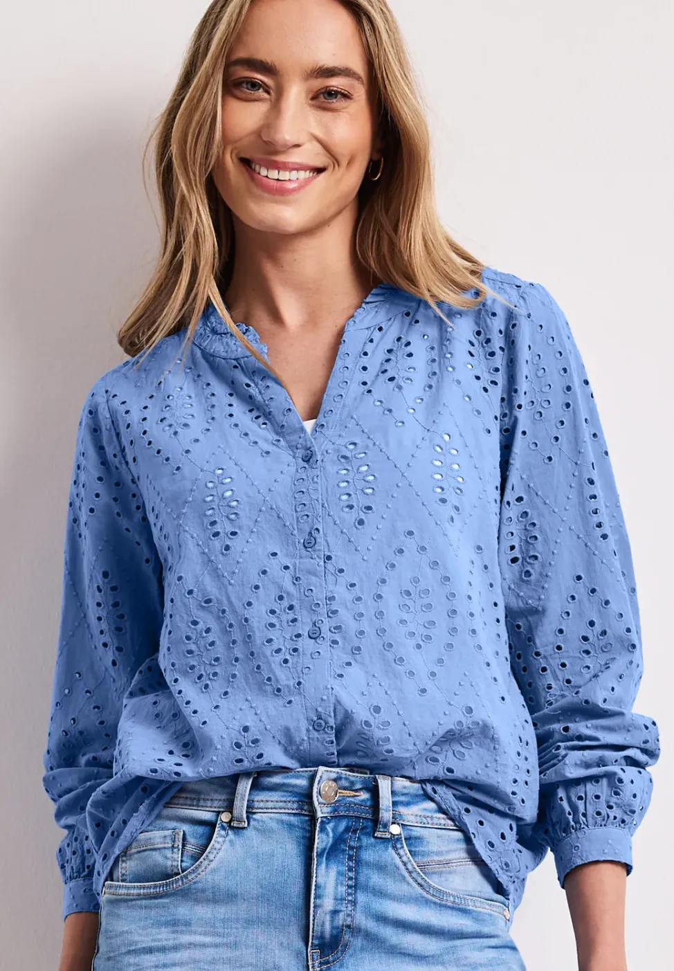 Bluse mit Split Neck und Shiffley-Muster